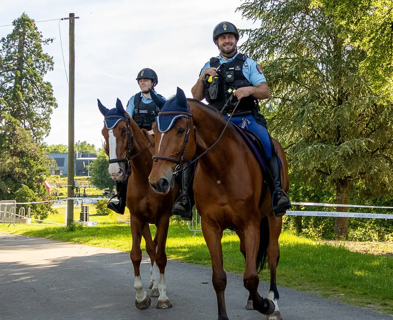 20 - cavaliers de la Garde républicaine détachés pour la sécurité