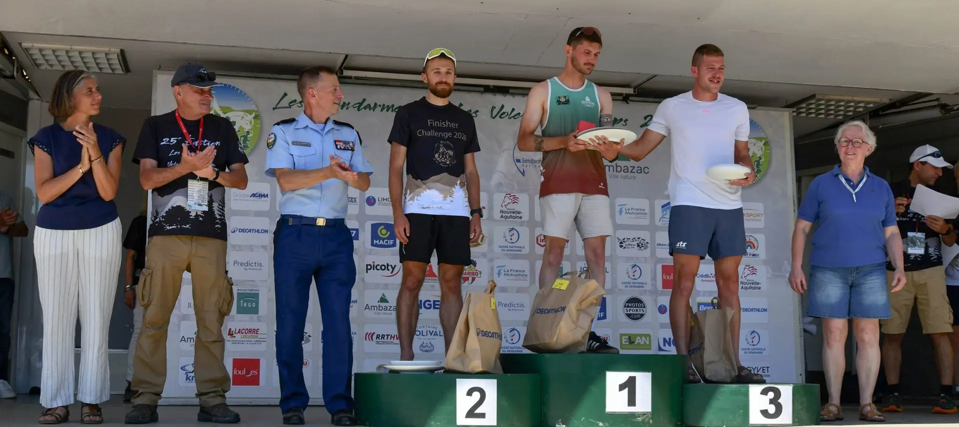 69 - Podium du 20km avec le général de corps d'armée, commandant la région de Gendarmerie de Nouvelle Aquitaine